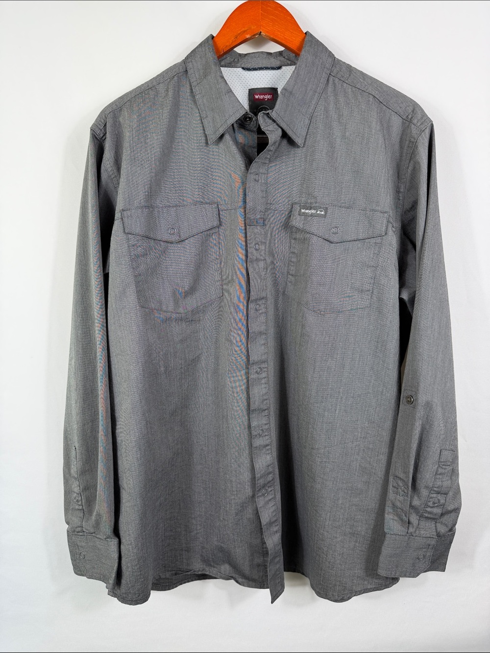 Wrangler Outdoor Men's Gray Long-Sleeve Snap Down Shirt. Size L. Regular Fit